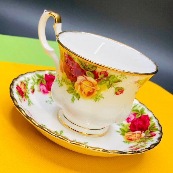60s Royal Albert OLD COUNTRY ROSES Bone China Teacup Saucer Set Vintage Gift - Picture 5 of 12